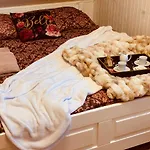 Romanticke Chalupky Raj-borievka, Cucoriedka A Drienka