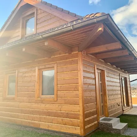 Romanticke Chalupky Raj-borievka, Cucoriedka A Drienka Chalet Hrabusice