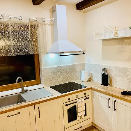 Romanticke Chalupky Raj-borievka, Cucoriedka A Drienka شاليه Hrabušice