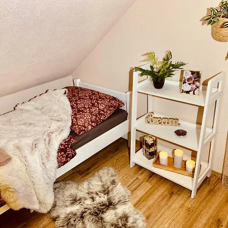 شاليه Romanticke Chalupky Raj-borievka, Cucoriedka A Drienka *