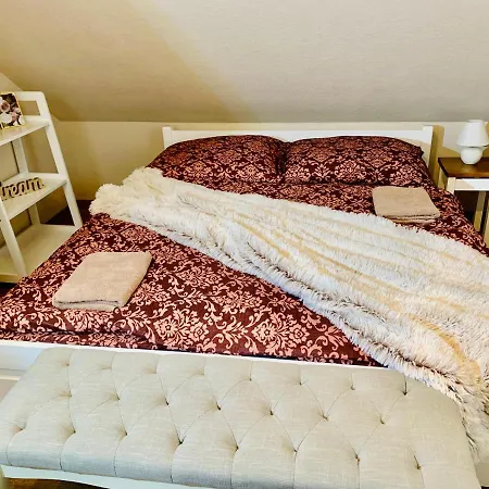 Chalet Romanticke Chalupky Raj-borievka, Cucoriedka A Drienka *