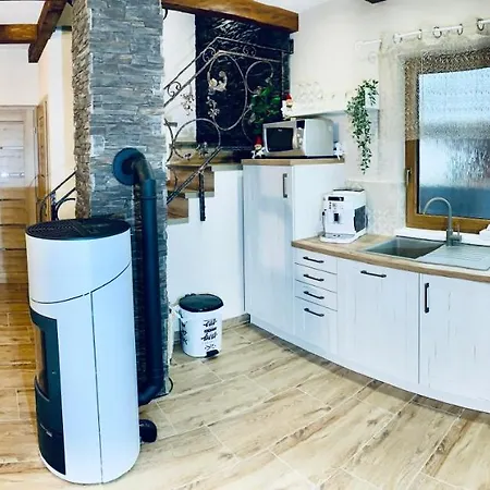 Romanticke Chalupky Raj-borievka, Cucoriedka A Drienka * Hrabušice