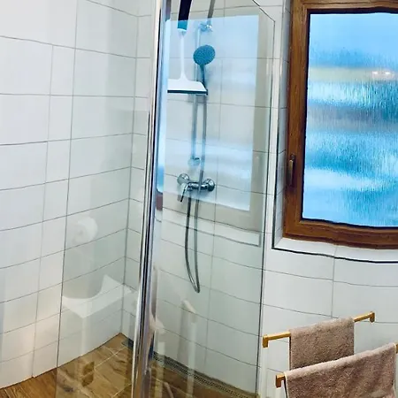 شاليه Romanticke Chalupky Raj-borievka, Cucoriedka A Drienka *