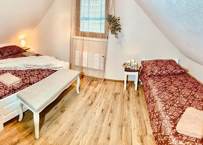 Chalet Romantické Chalúpky Raj-borievka, čučoriedka A Drienka